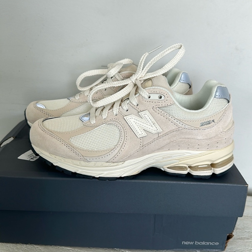 New Balance 2002R Off White